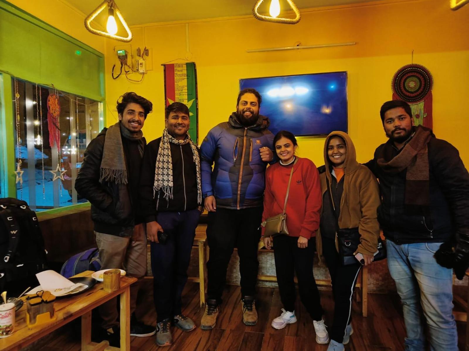 La Voglia-Old Manali Hostel ภายนอก รูปภาพ